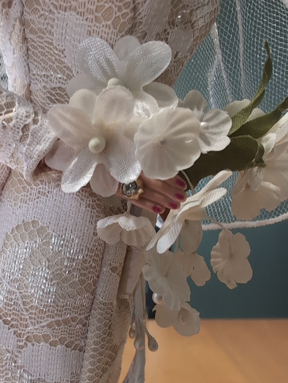 Erica Cane Champagne Lace Wedding - Picture 7 of 9